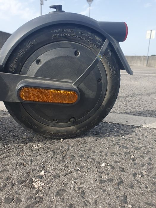 Electric scooter