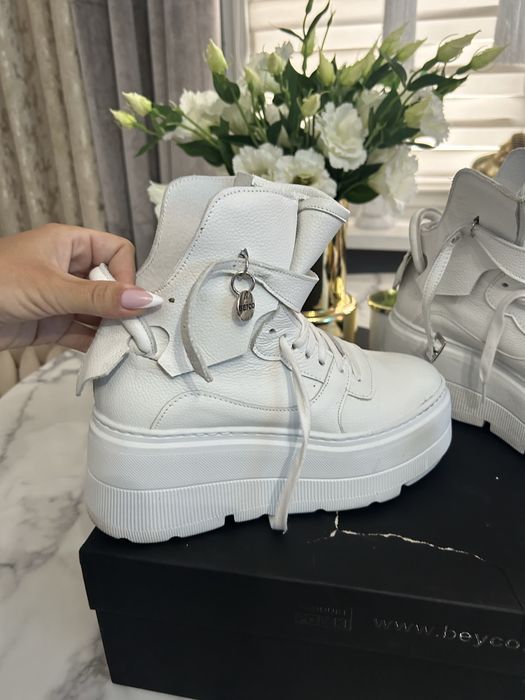 Buty za kostke . Beyco firma