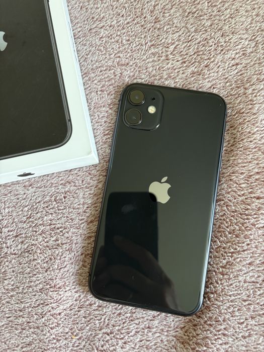 Продам iPhone 11, 64 ГБ