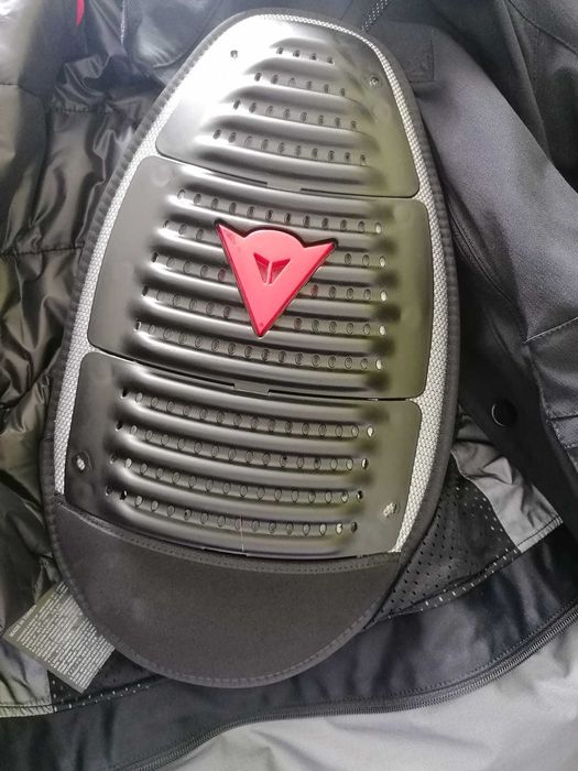 Fato impermeável com proteção lombar nunca usado DAINESE