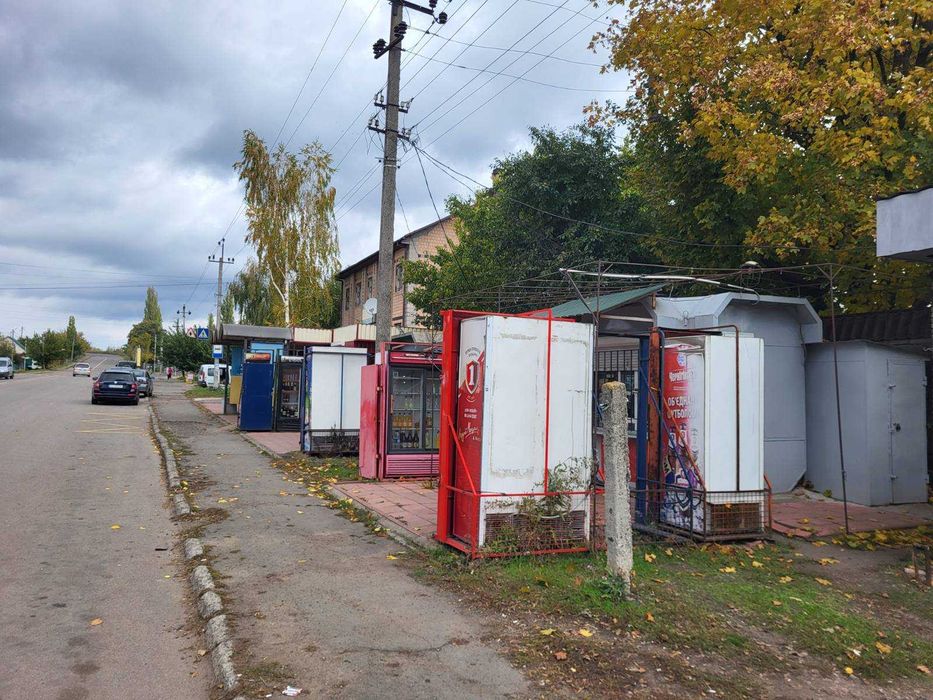 Торговий  павільйон(ларьок) на зем.ділянці 47 м2