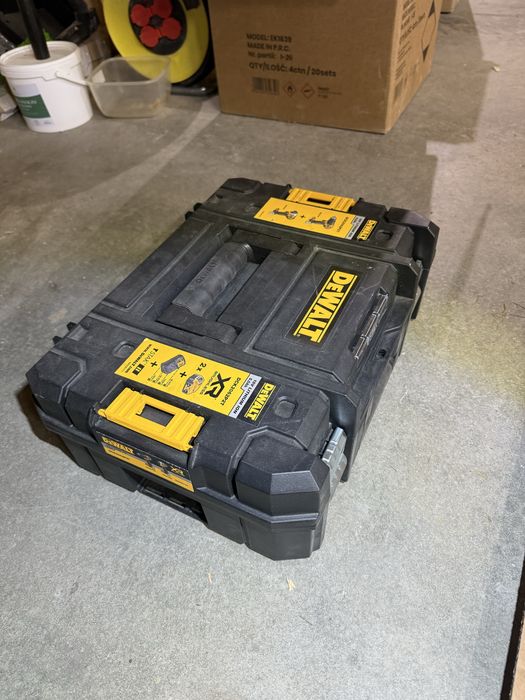 Skrzynka narzedziowa tstak dck2062p2t