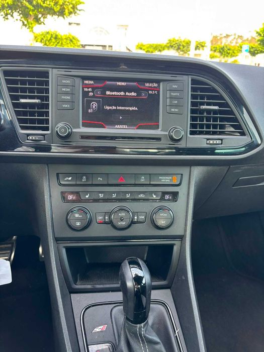 SEAT Leon — fotografia 8