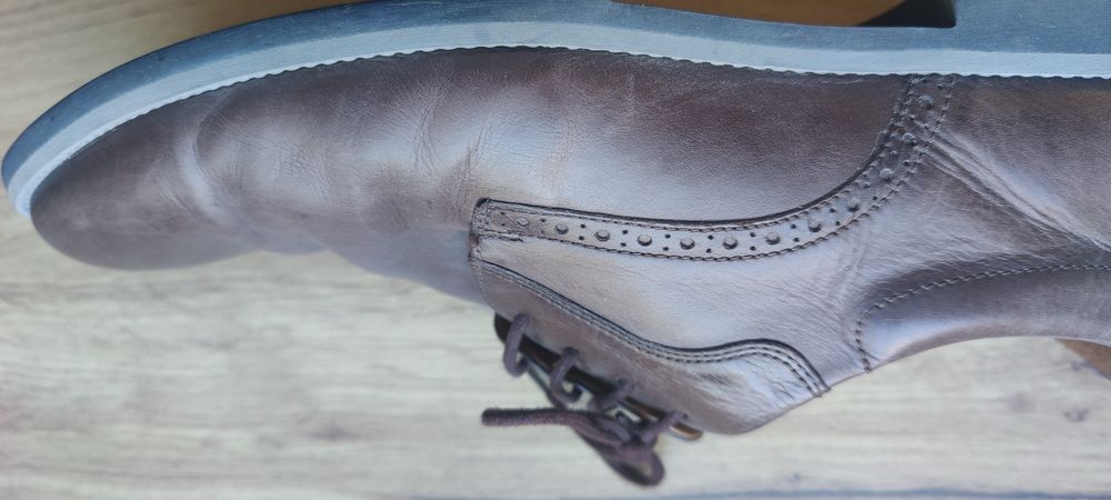 Skórzane buty męskie wizytowe Lloyd rozmiar 42