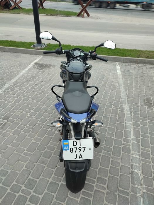 bajaj pulsar ns200