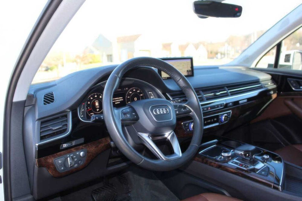 Audi Q7 quattro Prestige      2017