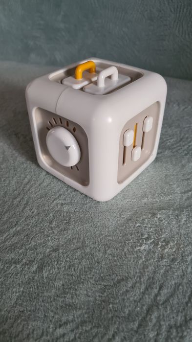 Kostka edukacjna jak tablica manipulacyjna