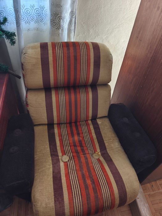 Sofá + 2 poltronas