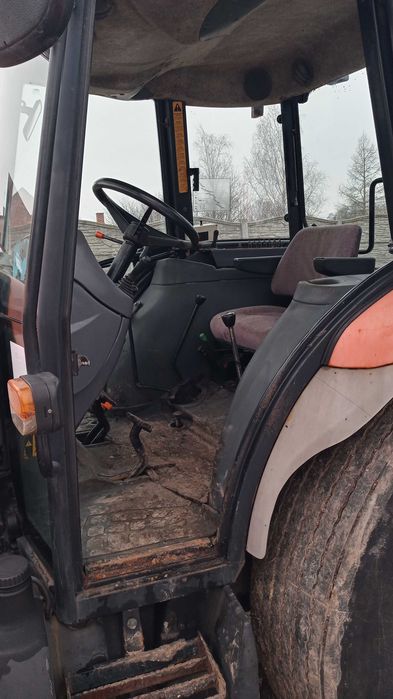 New holland td 90d  2005