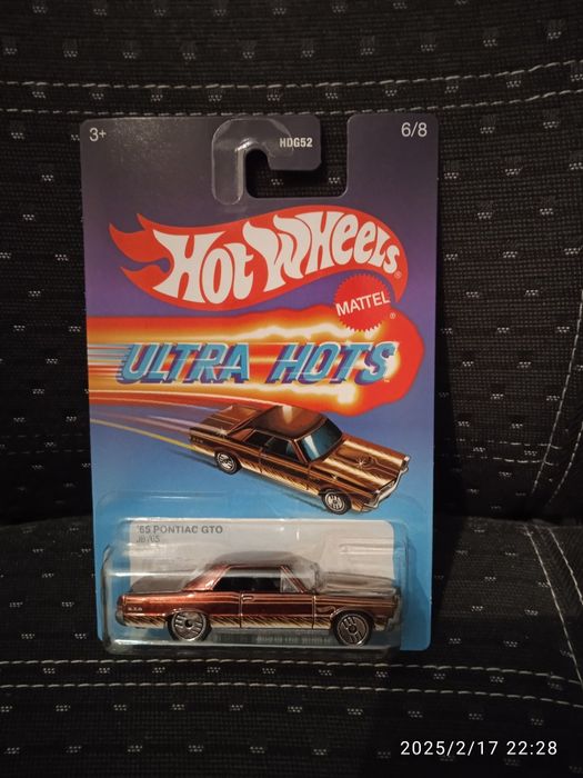 Hot Wheels Ultra Hots '65 Pontiac GTO Hot Wheels Ultra Hots 6/8