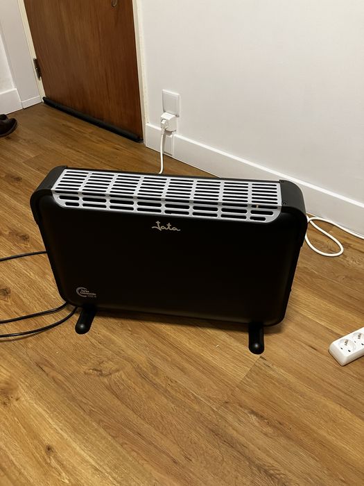 Aquecedor a Combustão Tata – 2000W (Preto)