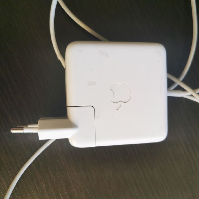 Macbook pro 13 cali model 2015 8/1000GB