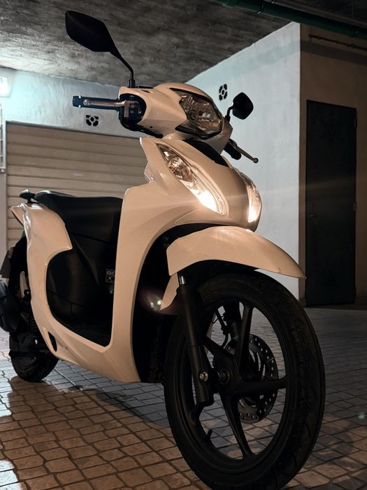 Honda 110 (Como nova)