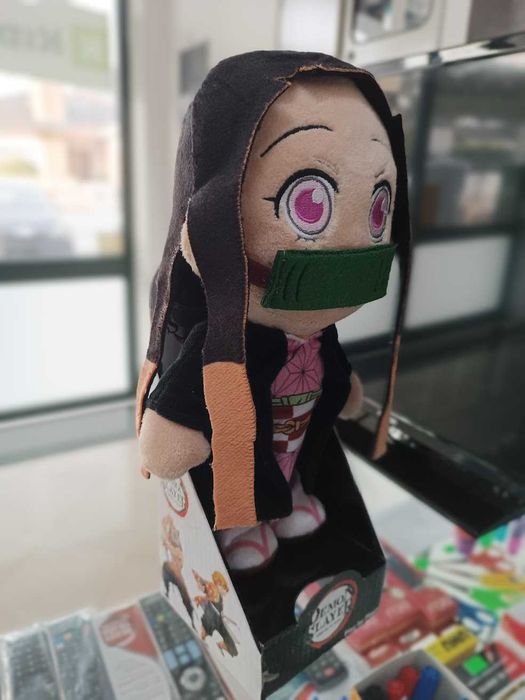 Peluche Demon Slayer Nezuco 28cm em GitfBox