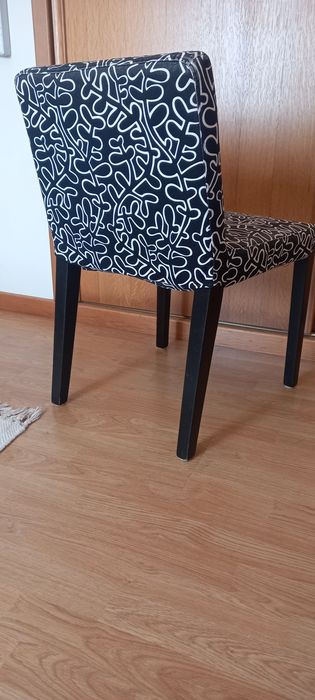 Conjunto 4 cadeiras para desocupar
