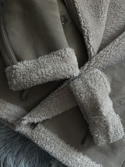 Трендова куртка ZARA