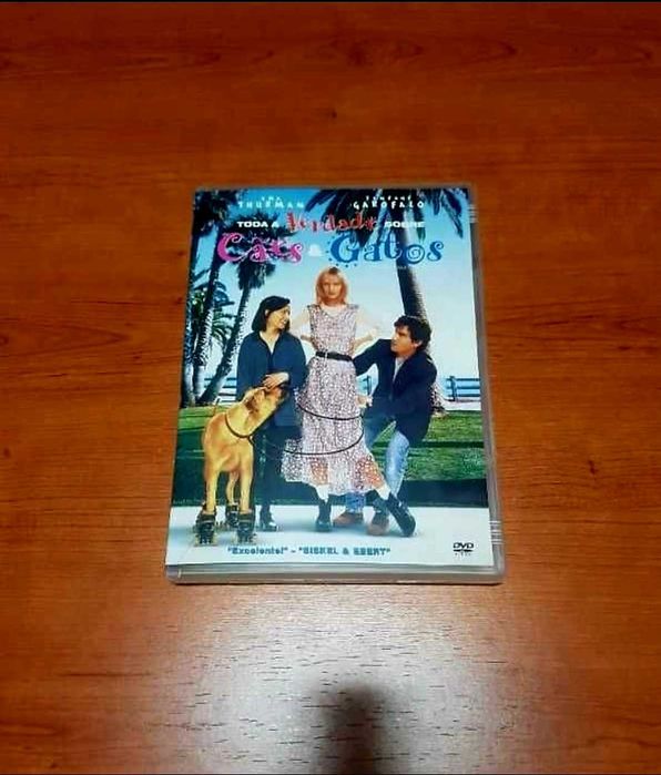 Toda a verdade sobre cães e gatos (Uma Thurman/Janeane Garofalo)