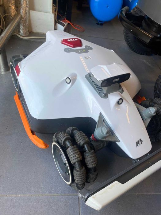 Robot koszący kosiarka Mammotion Luba 2 AWD 3000mkw POPOKAZOWY