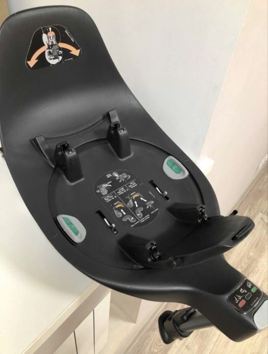 База для автокрісел Cybex Cloud Z База Платформа Isofix