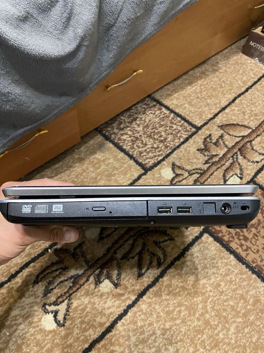 ІІНоутбук Toshiba Satellite | 15.6” | Працює справно