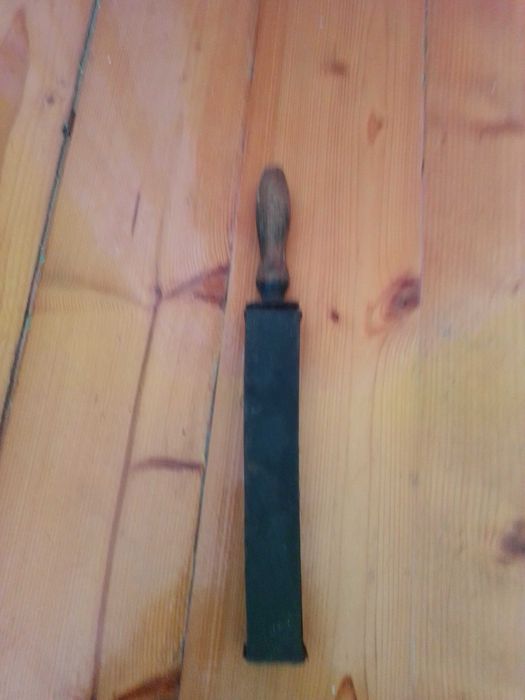 przyrząd do ostrzenia brzytwy