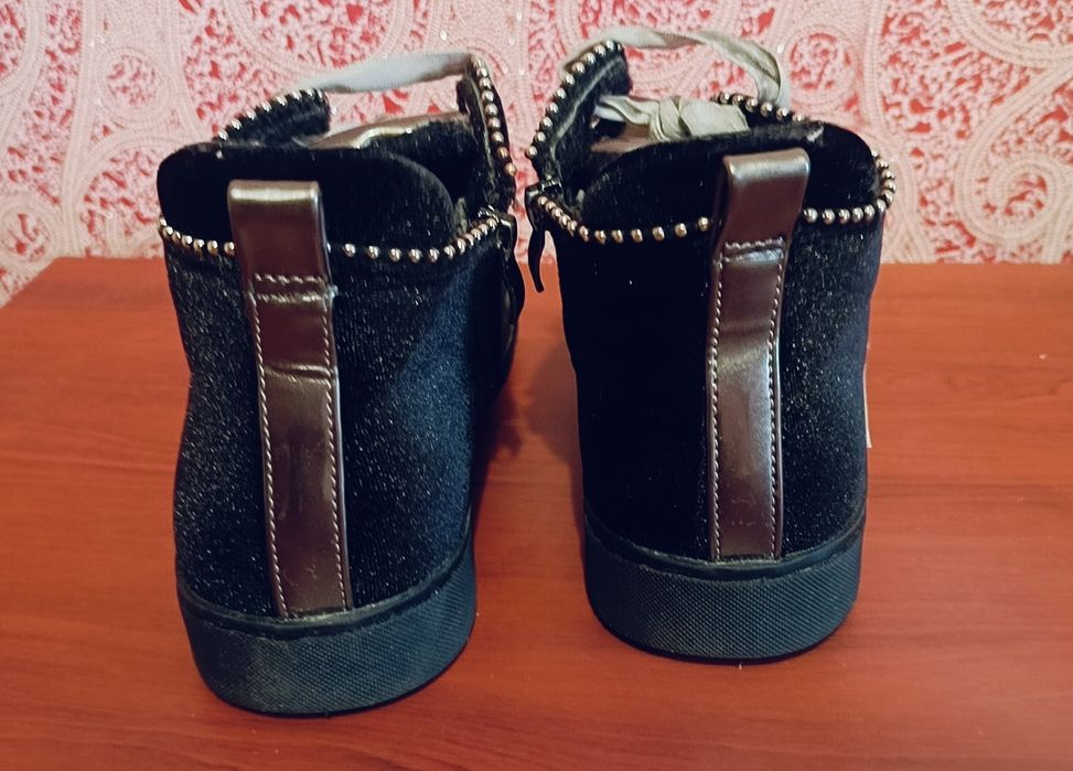 Ботинки демисезонные