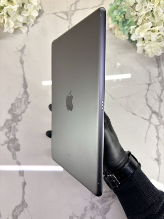Стан як новий  iPad 7 32GB 80%АКБ Space Gray (Магазин Гарантія)