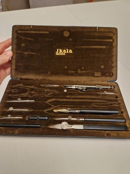 Zestaw kreślarski Skala Precision