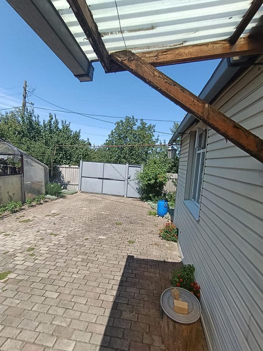 Будинок у Харкові в тихому, затишному місці