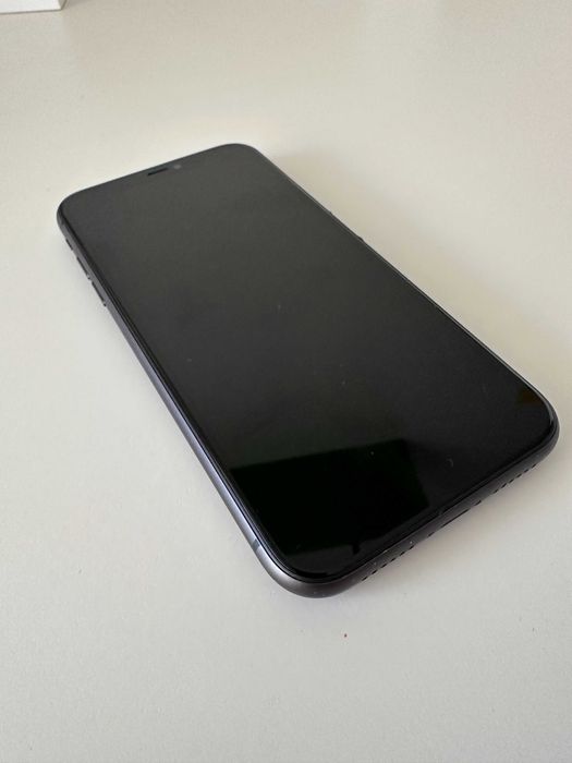 iPhone 11, black, 64Gb