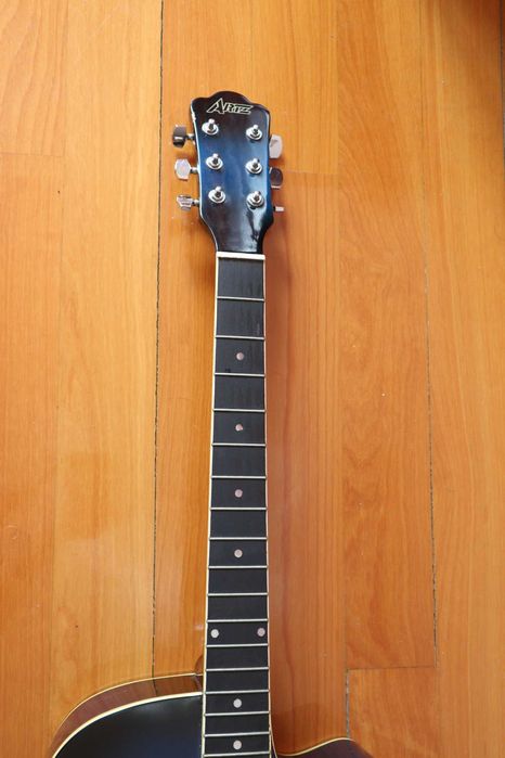 Guitarra acústica azul ARTZ