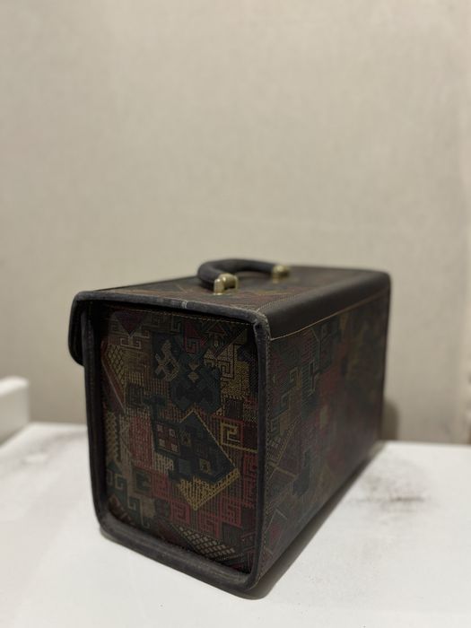 Mala vintage em excelente estado