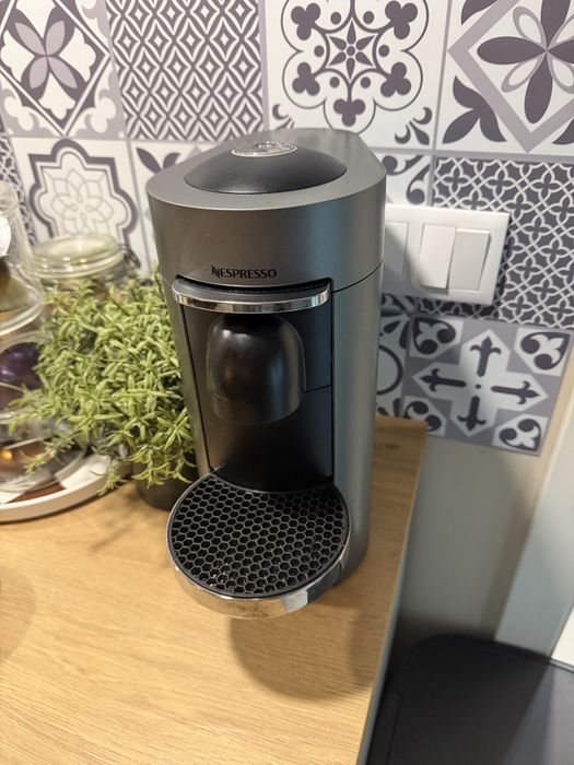 Maquina de cafe Nespresso Vertuo Next