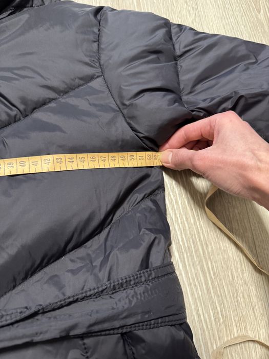 Продам теплий та дуже легенький пуховик