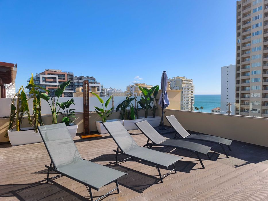 4 Espreguiçadeiras em alumínio resistentes como novas