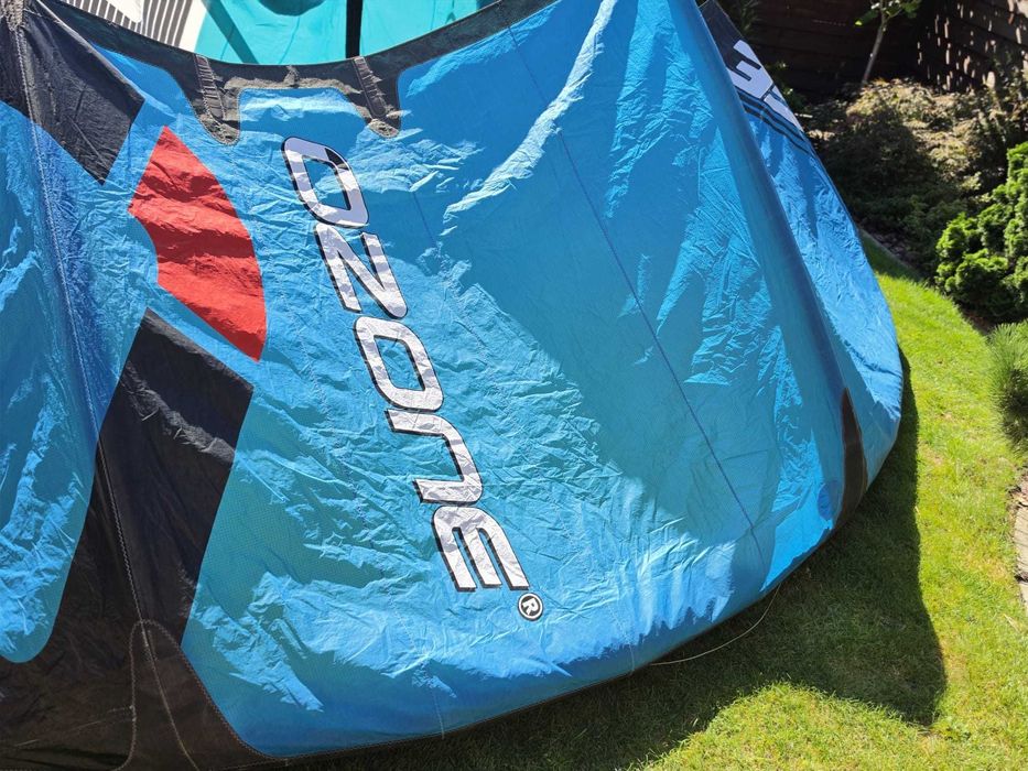 KITE Ozone Edge V10 13m + Bar