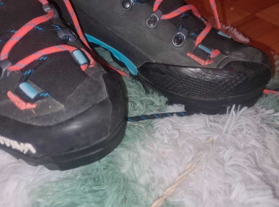 Buty Górskie La Sportiva r.38