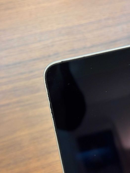 Mac Book Air M1 [2021] - 8Gb/256Gb