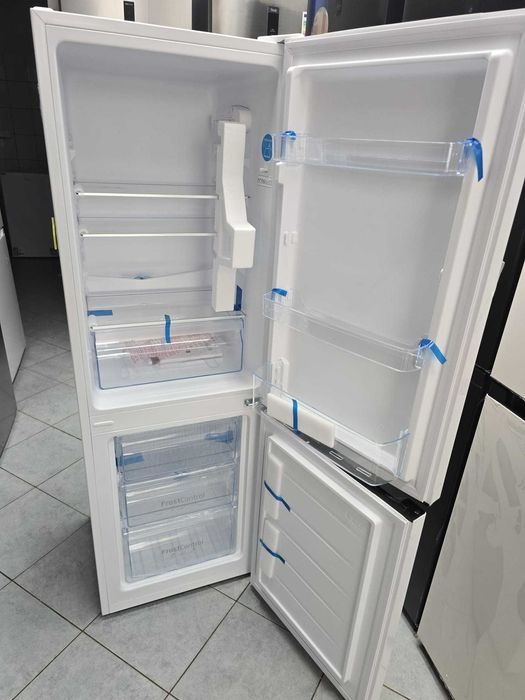 OUTLET  nowa Amica lodówka AMICA FK200.4(E) gwar 2 lata F3