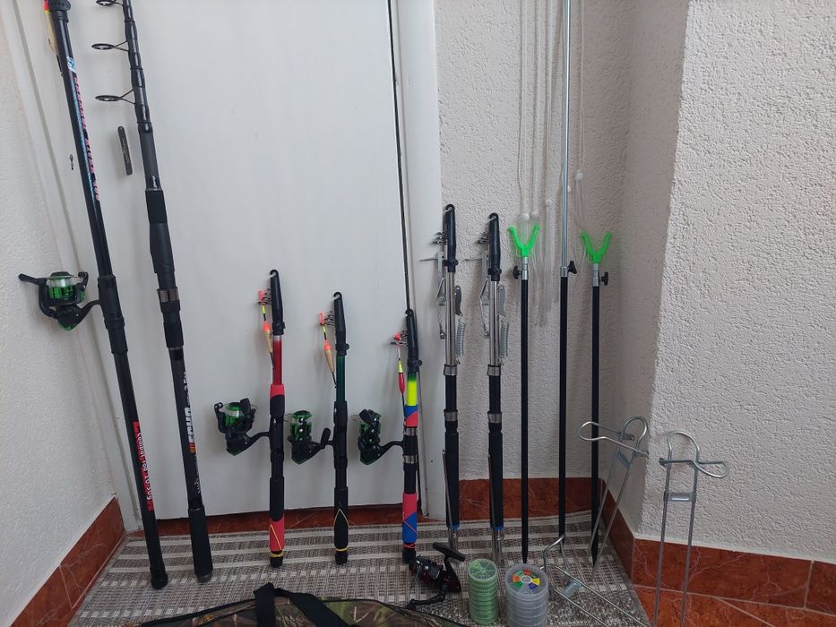 Снасті, удочки спінінги катушки садок сачок