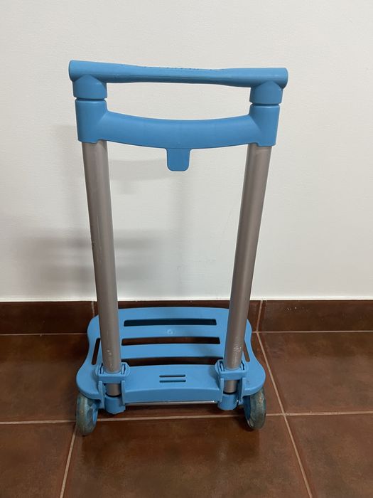 Troley escolar extensível em azul liso