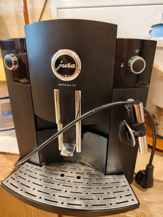 Ekspres do kawy Jura Impressa Xf50 C5 F70  Melitra Caffeo Solo Philips