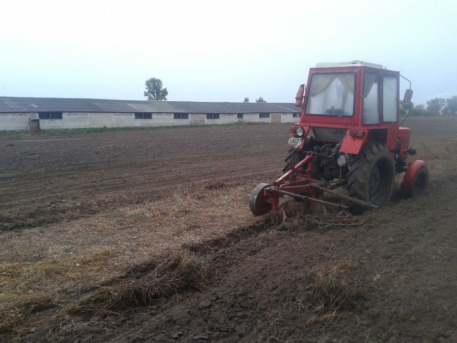 Т-25 (Т-30) - Надійний трактор у дбайливі руки!