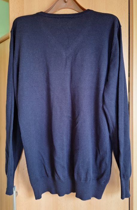 męski pulowerek w serek