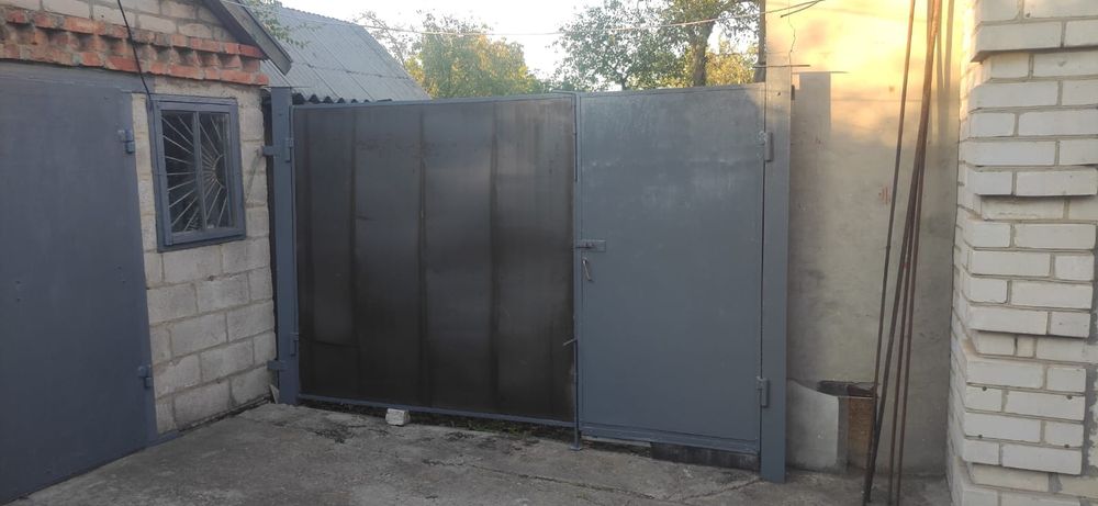 Продам дом  пгт Жданово(Надіївка), Солонянский район. Дніпро