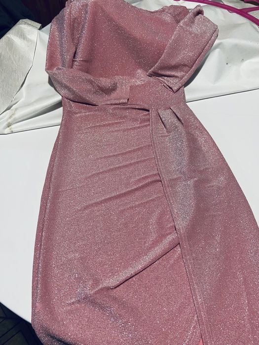 Vestidos vários modelos a 2€