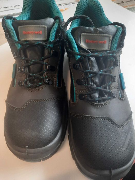 Nowe buty robocze firmy Honeywell rozm. 46