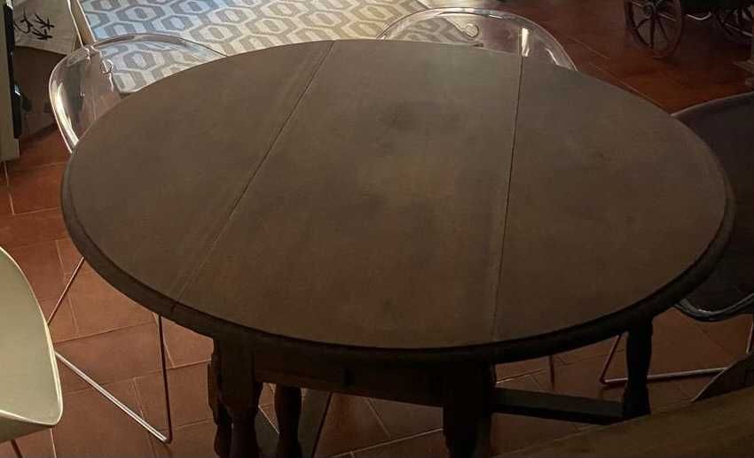 Rustic Wooden Table64741100108418124