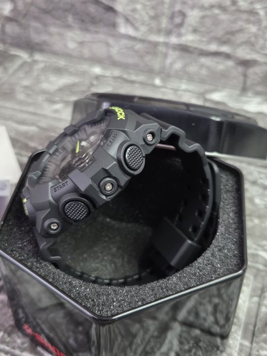 тактичний військовий Годинник Casio G-SHOCK GA-700DC-1AER