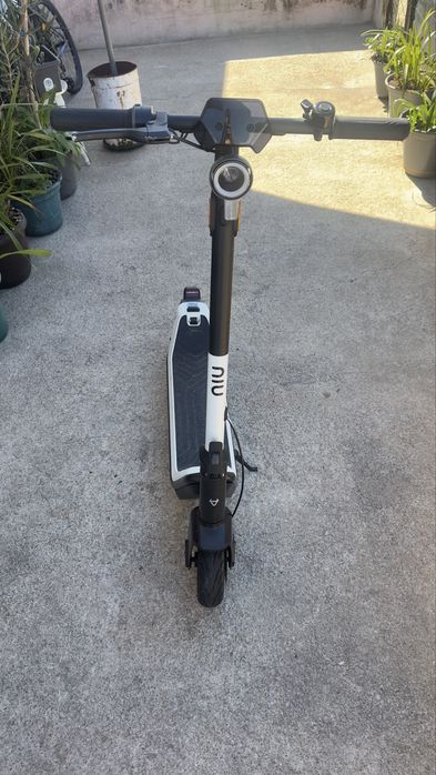 Trotinete NIU KQi3 Sport